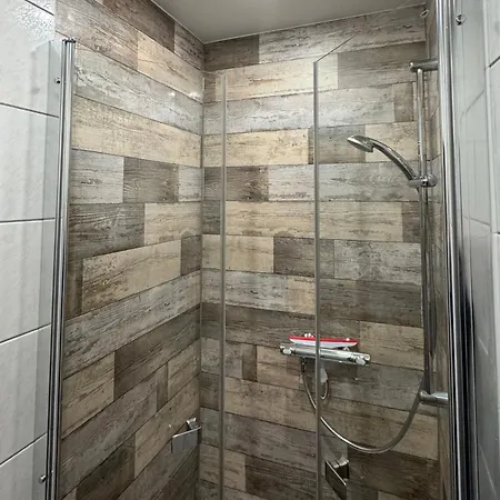 Landgasthof & Waldeck * Treuen