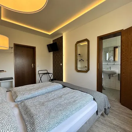 Landgasthof & Waldeck *