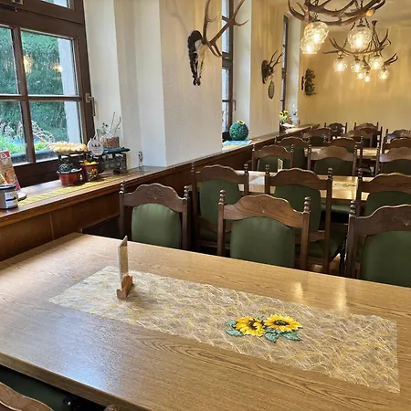 Hotel Landgasthof & Waldeck Treuen