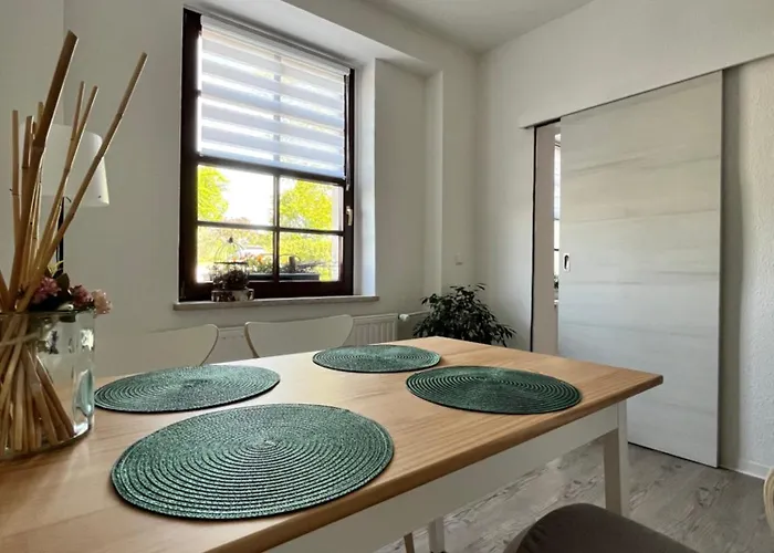 Landgasthof & Waldeck * Treuen