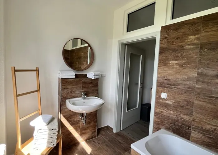 Landgasthof & Waldeck * Treuen