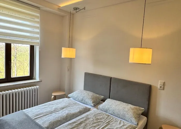 Landgasthof & Waldeck * Treuen